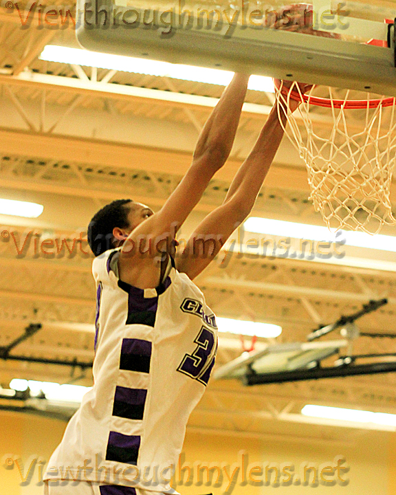 Cloquet’s Aaron Johnson dunks a ball!